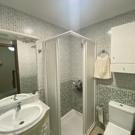 En Lanzada By Rsh Apartment